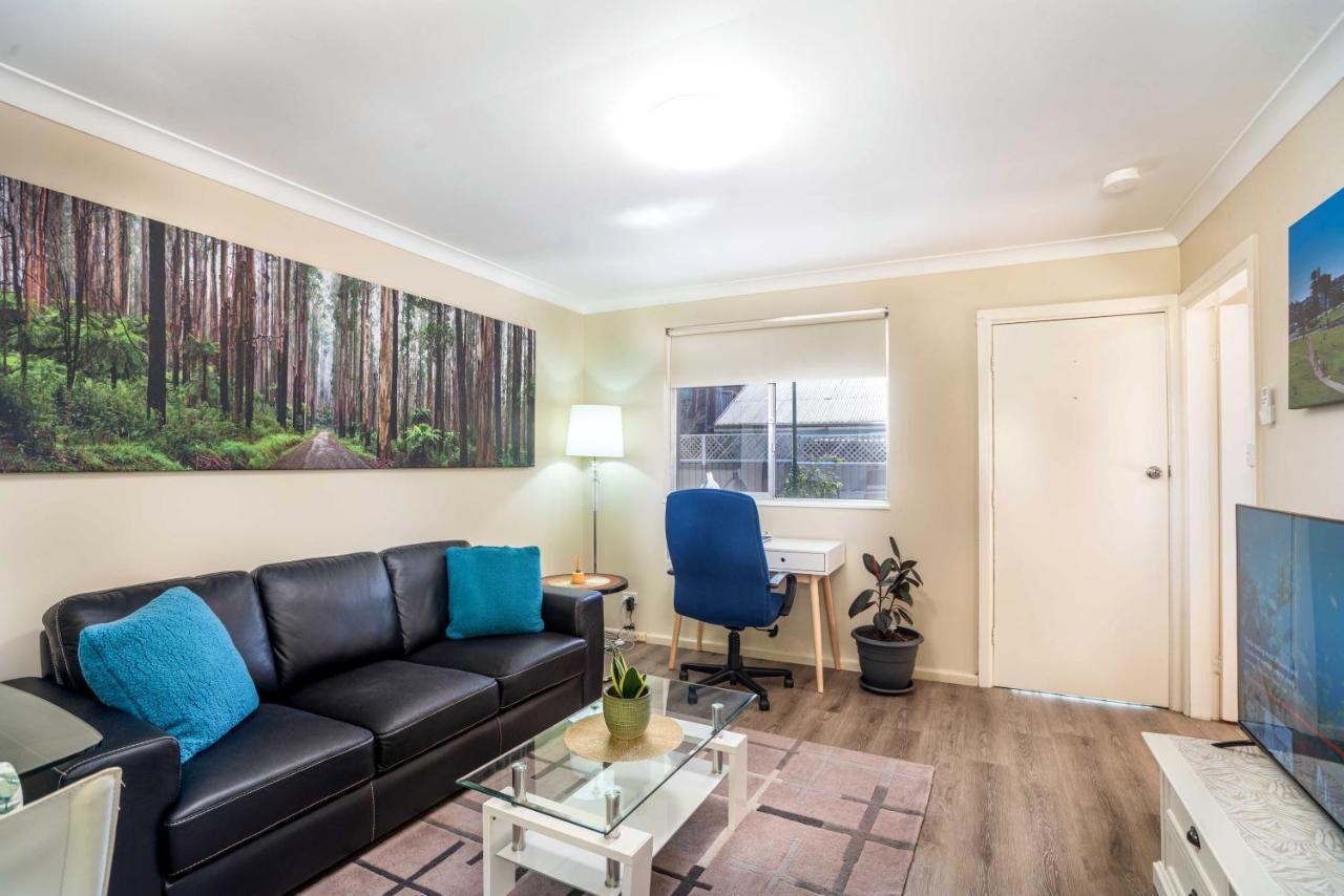 Unit 4 - 8 Summer Street Apartment