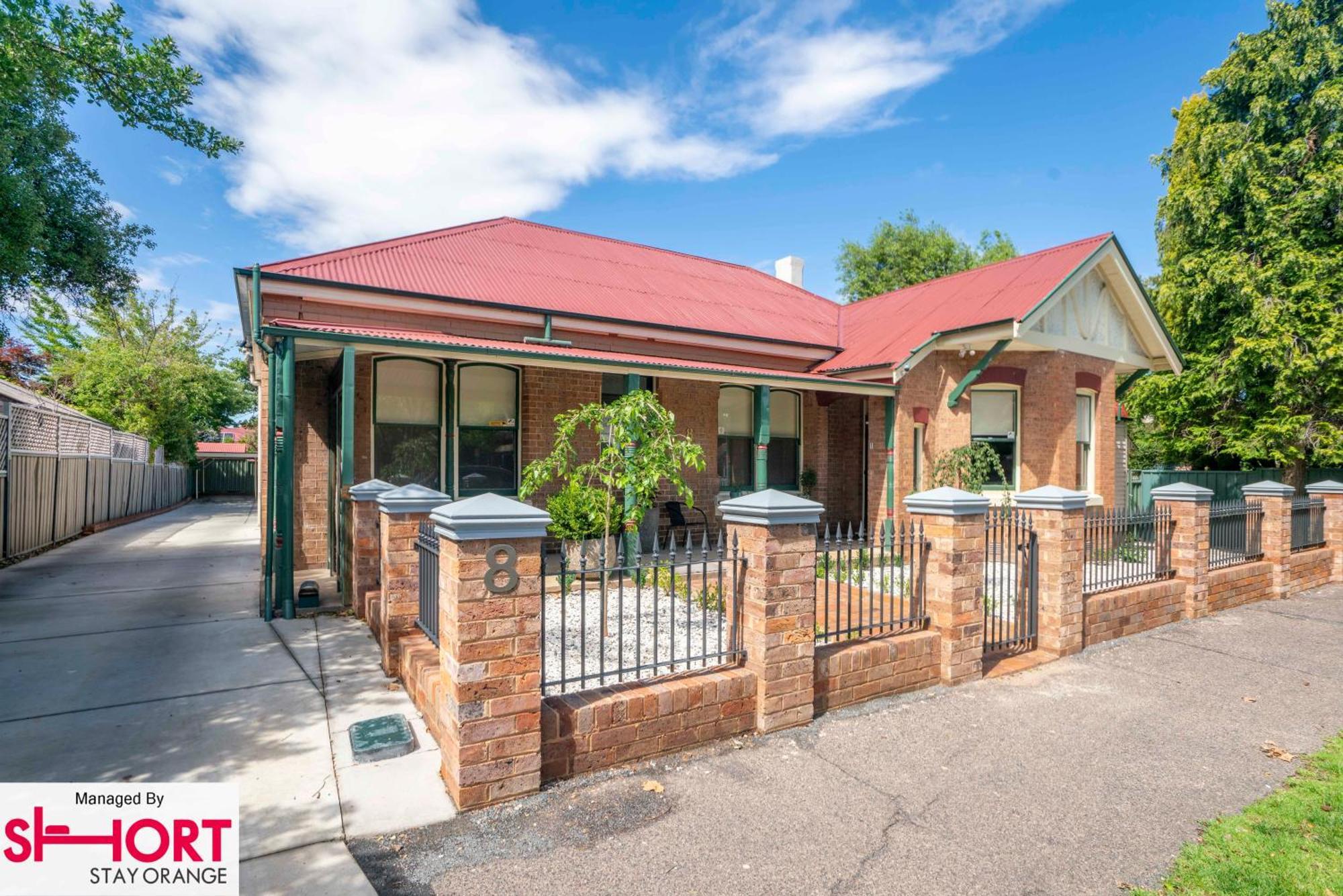 Unit 4 - 8 Summer Street *
