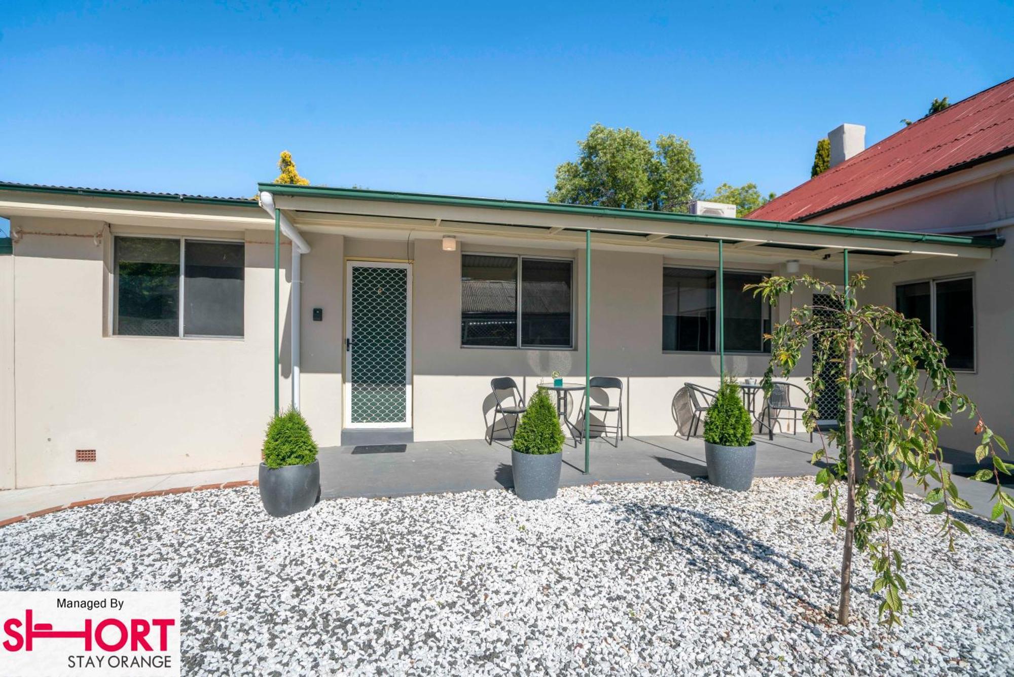 Unit 4 - 8 Summer Street Orange